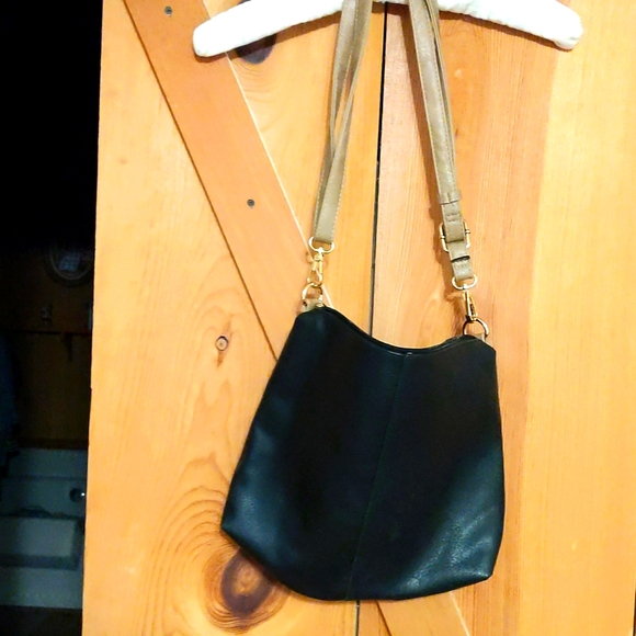 Black and Tan purse - Picture 1 of 5